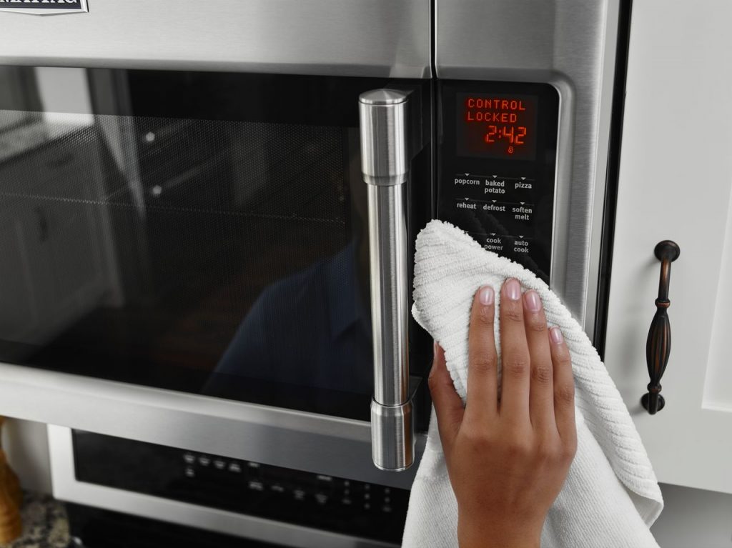 How to Clean Microwave