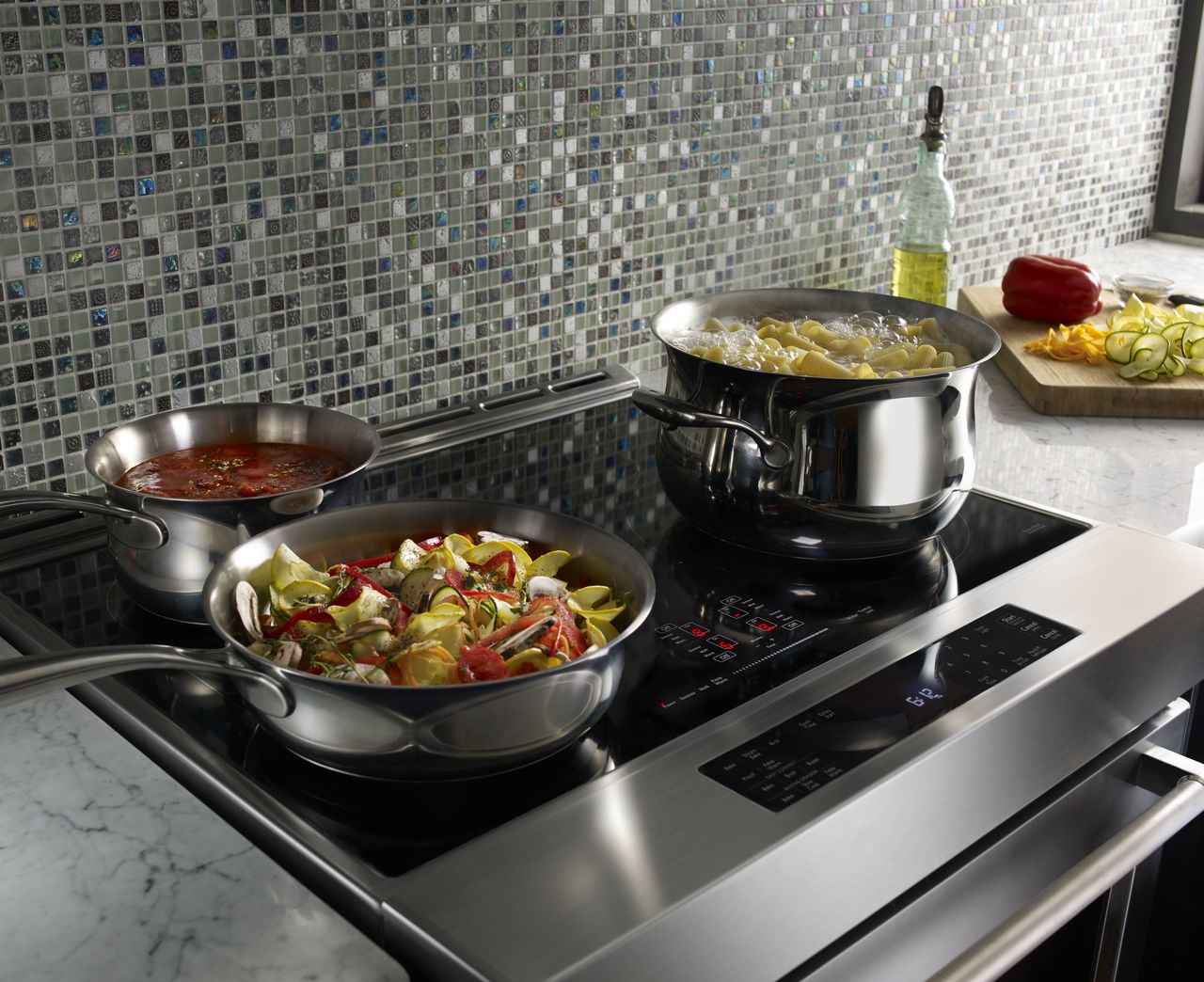 What Types of Cookware Should I Use with My Cooktop?